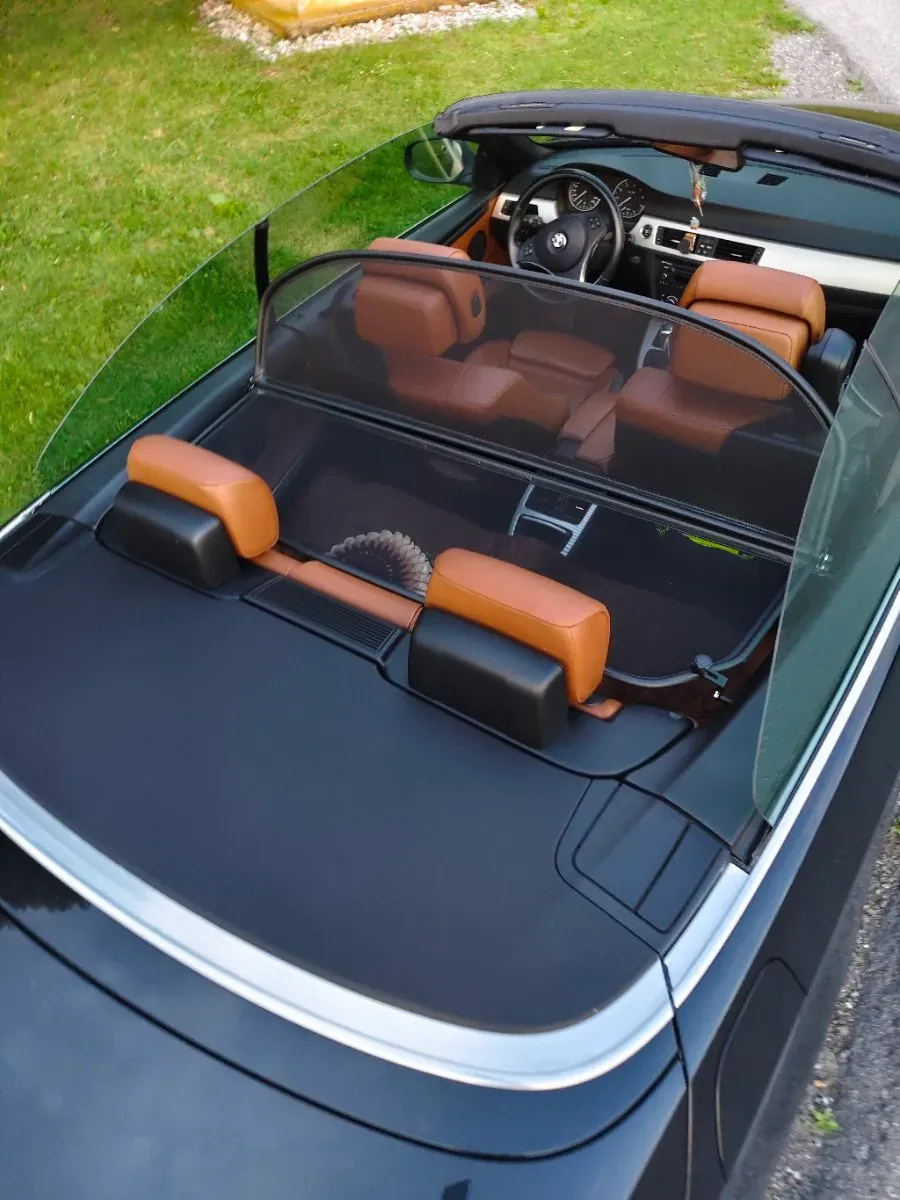 BMW 3 Series 2011 photo 3