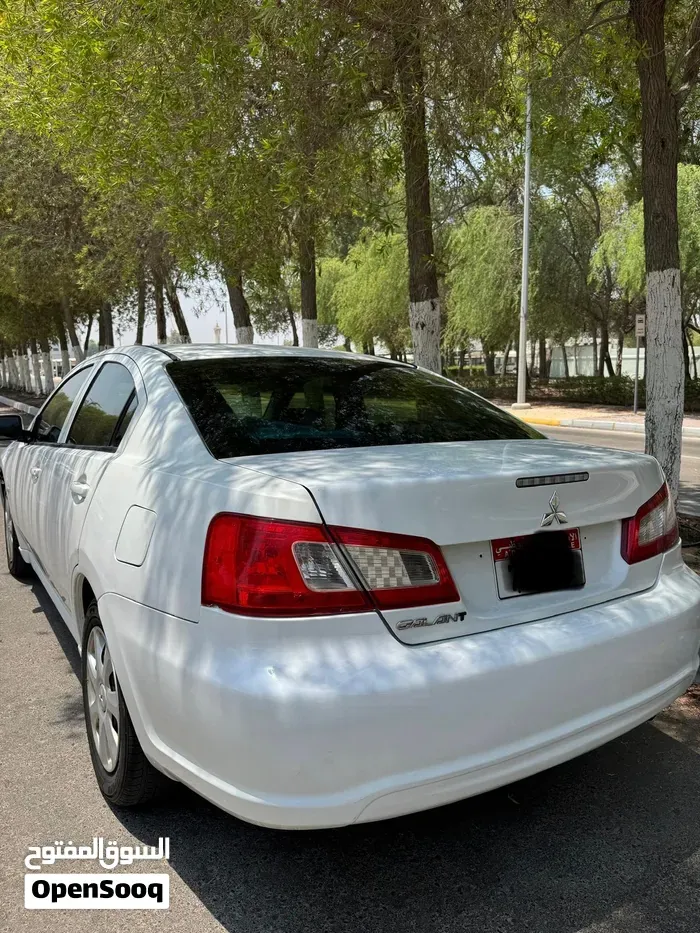 Mitsubishi Galant 2012 photo 5