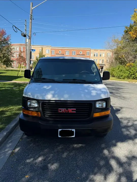 GMC Savana