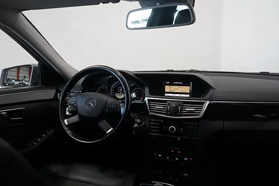 Mercedes-Benz E350 2012 photo 5