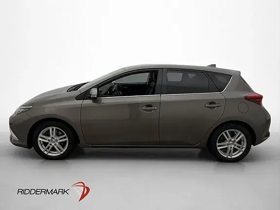 Toyota Auris 2017 photo 4