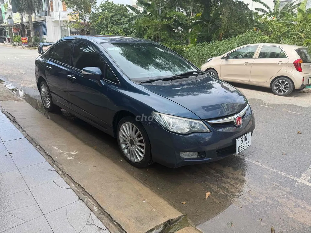 Honda Civic 2007 photo 2