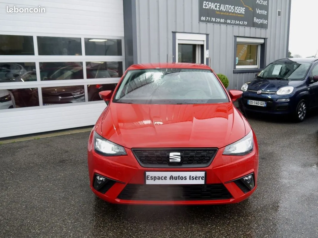 Seat Ibiza 2023 photo 2