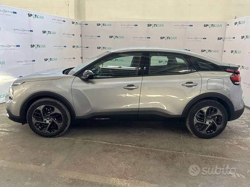 Citroen C4 2022 photo 2