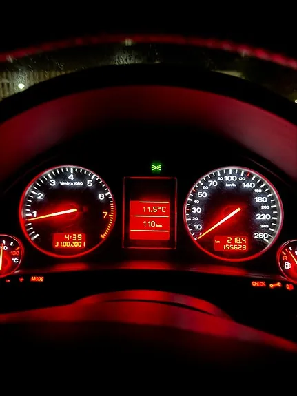 Audi A4 2002 photo 4