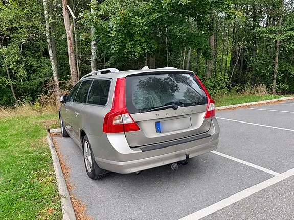 Volvo V70 2012 photo 5