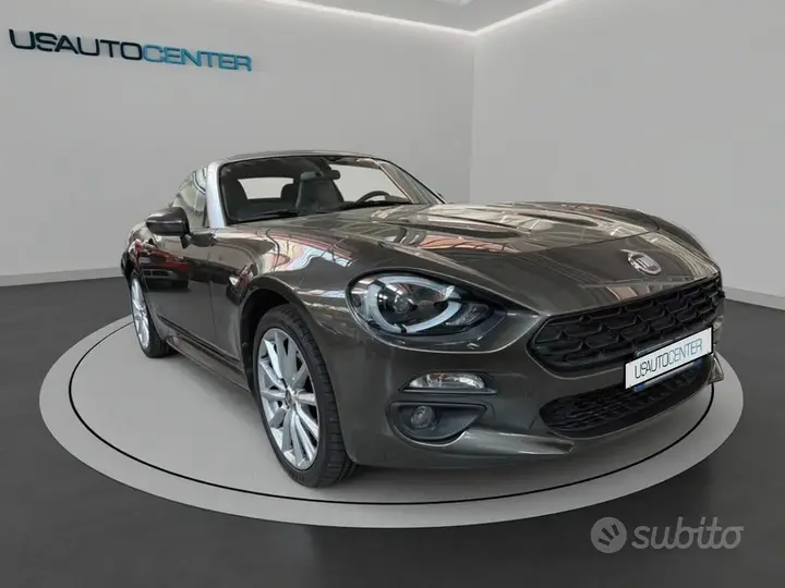 Fiat 124 Spider 2019 photo 2