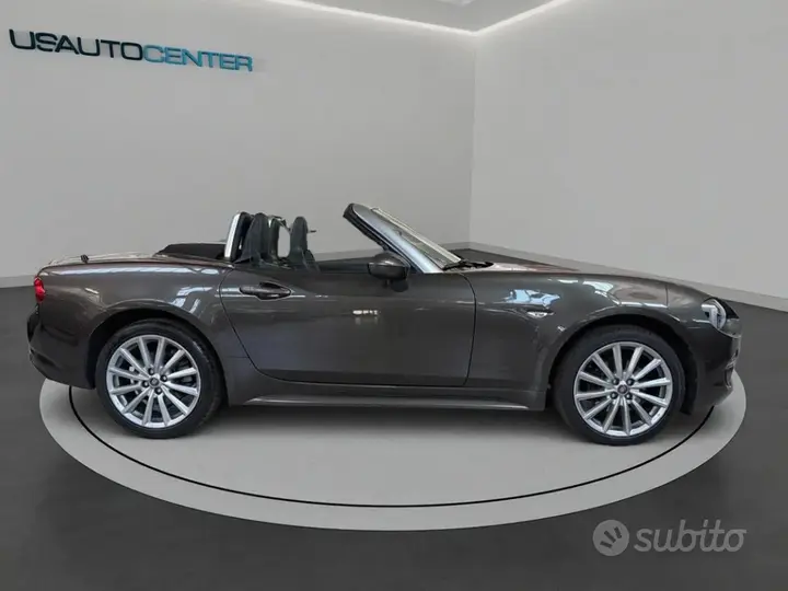Fiat 124 Spider 2019 photo 3
