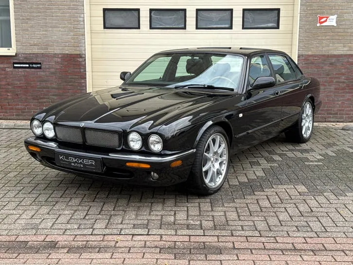 Jaguar Xjr