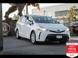 Toyota Prius V