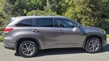 Toyota Highlander 2017 photo 2