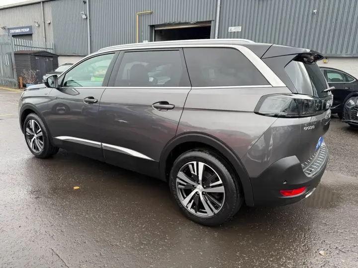 Peugeot 5008 2022 photo 5