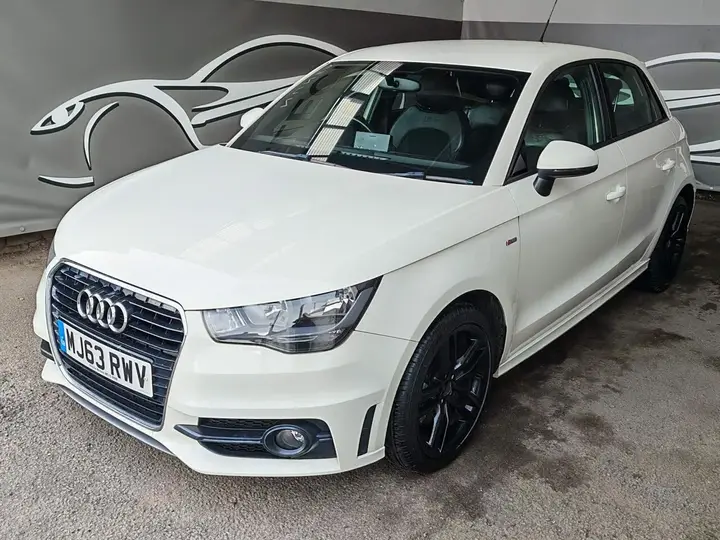 Audi A1 2013 photo 3