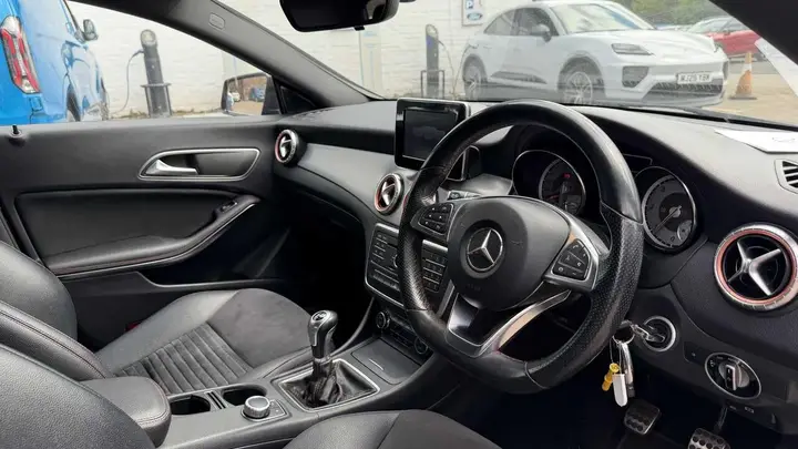 Mercedes-Benz Cla 2015 photo 5