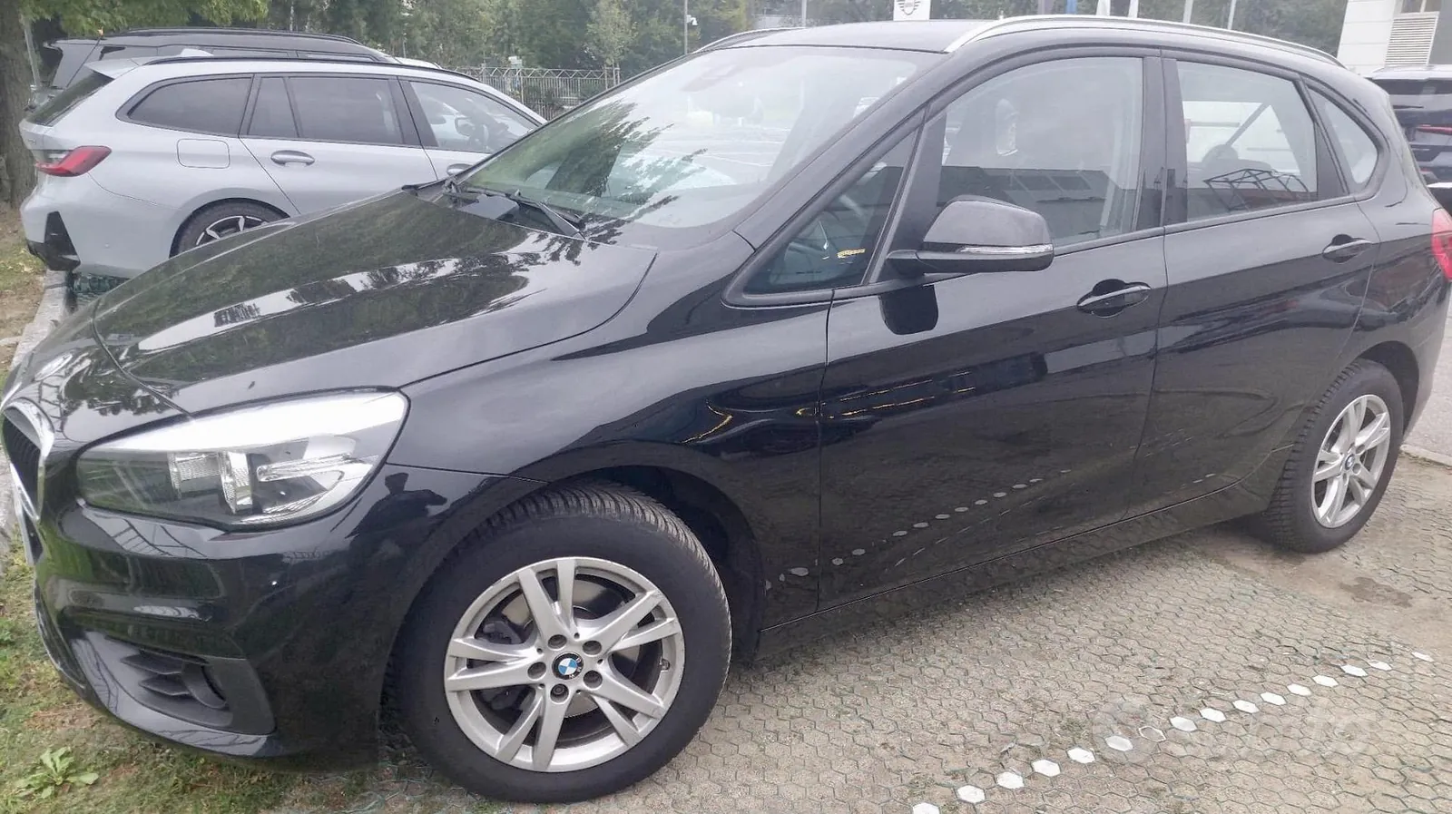 BMW 216D Active Tourer 2015 photo 4