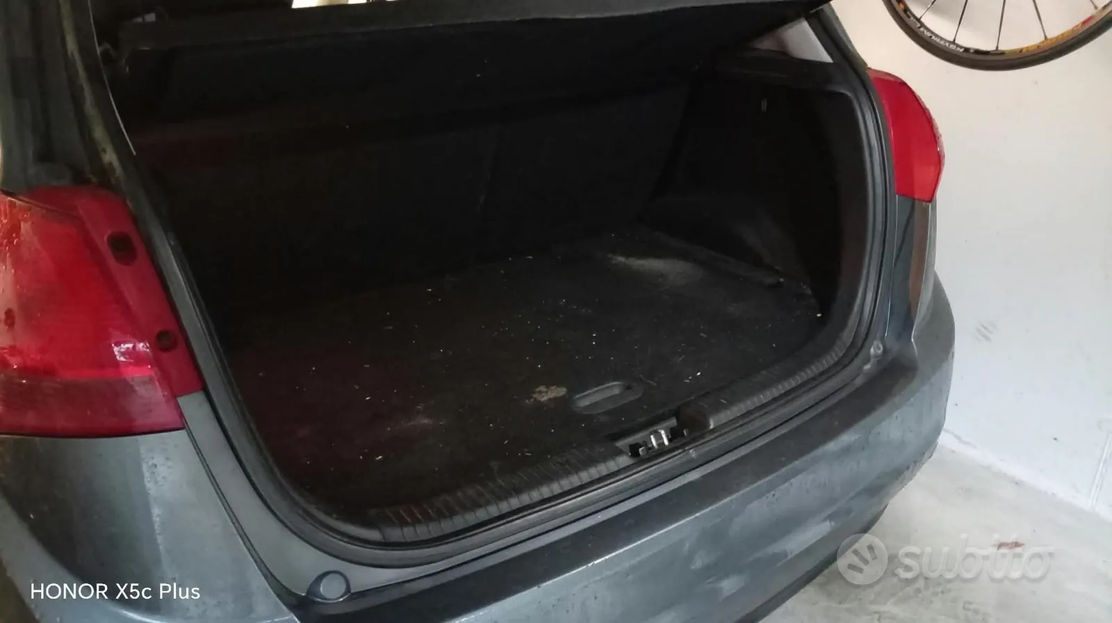 Kia Venga 2010 photo 4