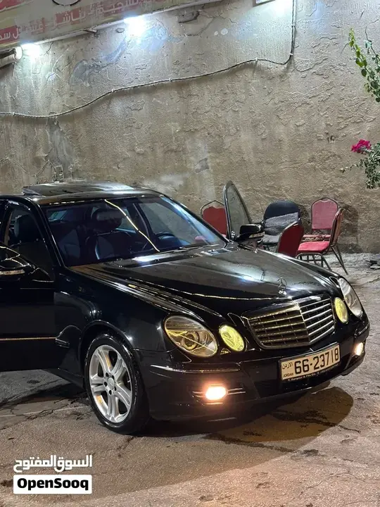 Mercedes-Benz E-Class 2009 photo 2