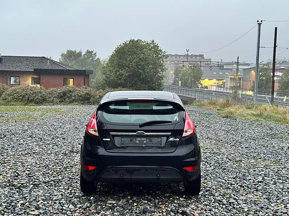 Ford Fiesta 2014 photo 5