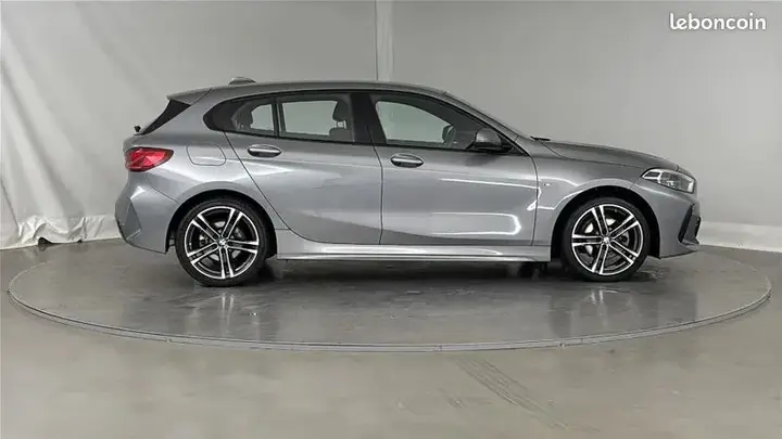 BMW 1 Series 2024 photo 4