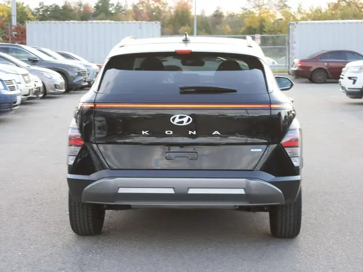 Hyundai Kona 2025 photo 5