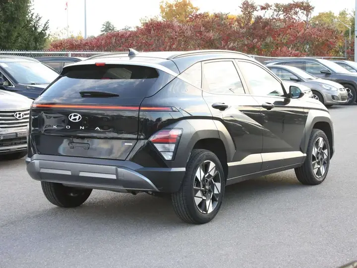 Hyundai Kona 2025 photo 4