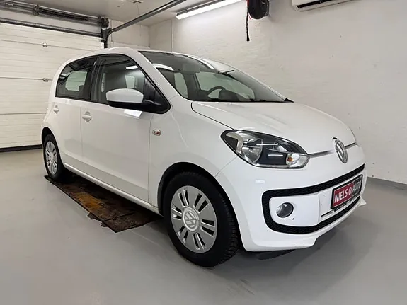 Volkswagen Up 2013 photo 2