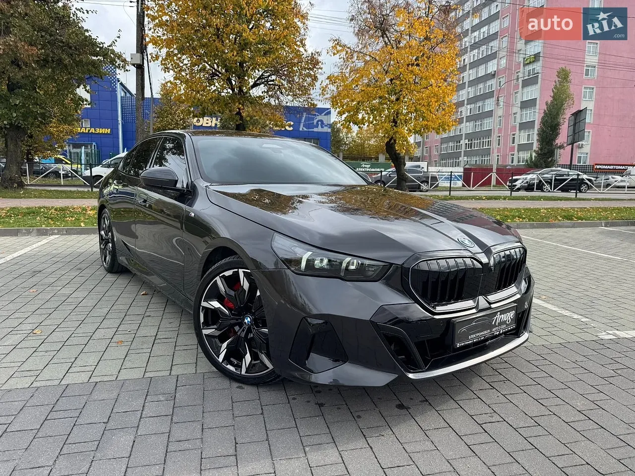 BMW 5 Series 2025 photo 3