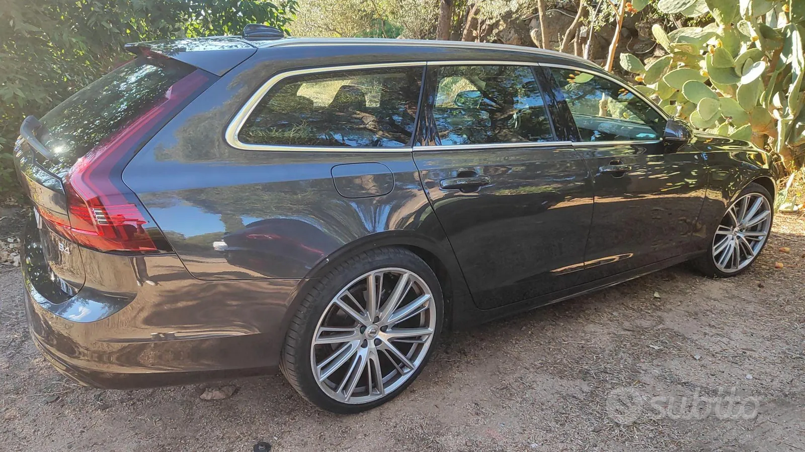 Volvo V90