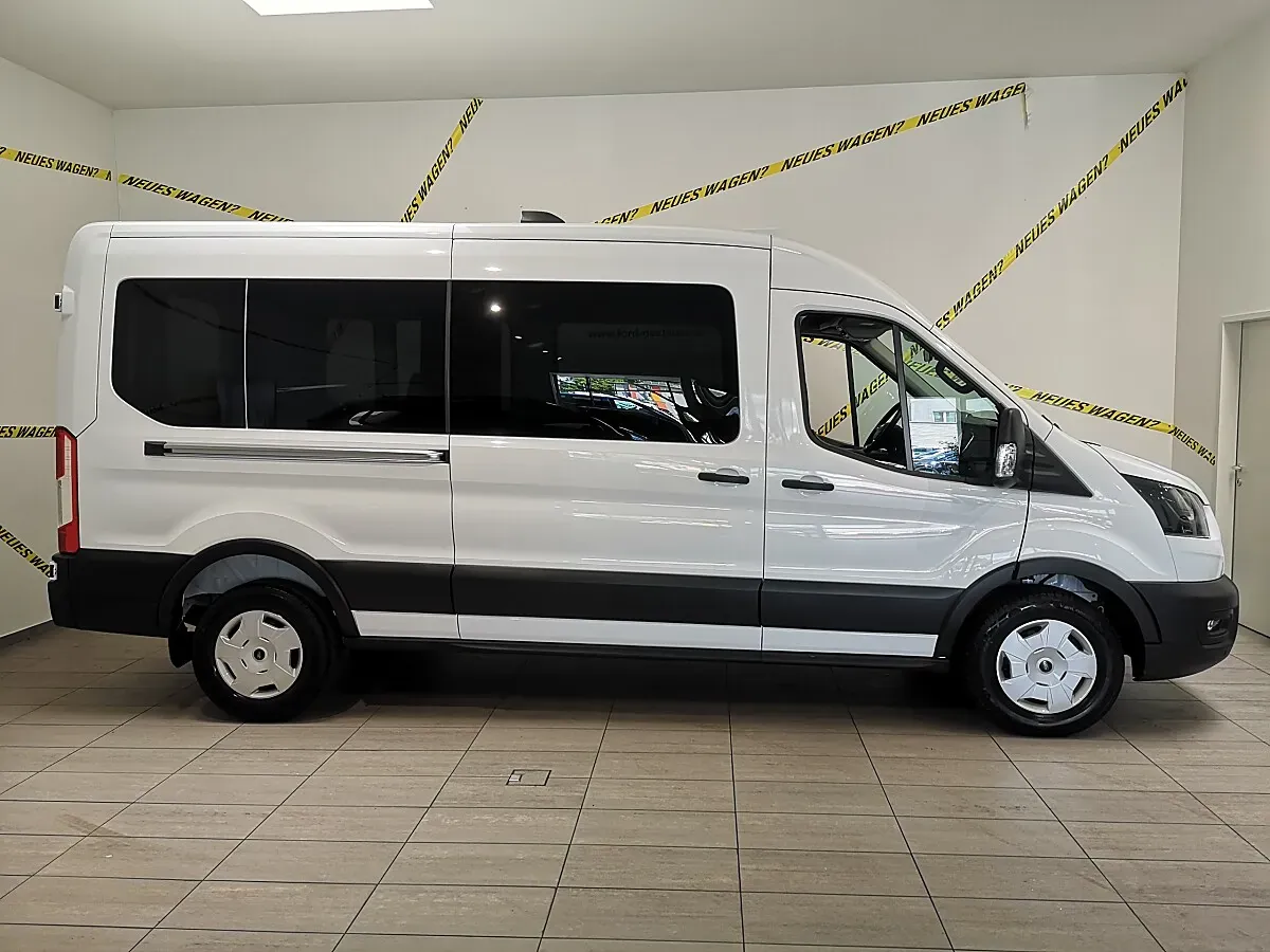 Ford Transit photo 3