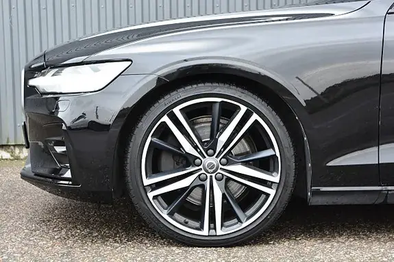 Volvo S60 2020 photo 5