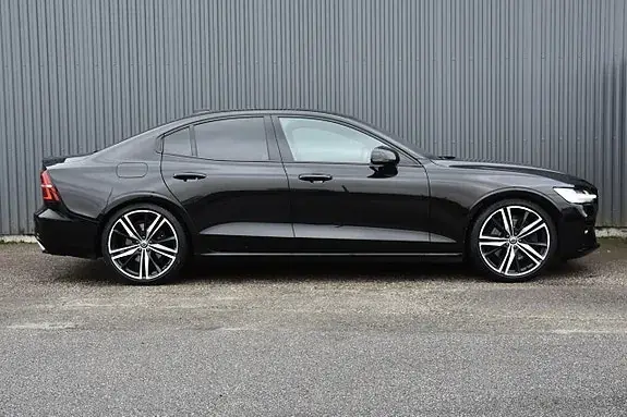 Volvo S60 2020 photo 3