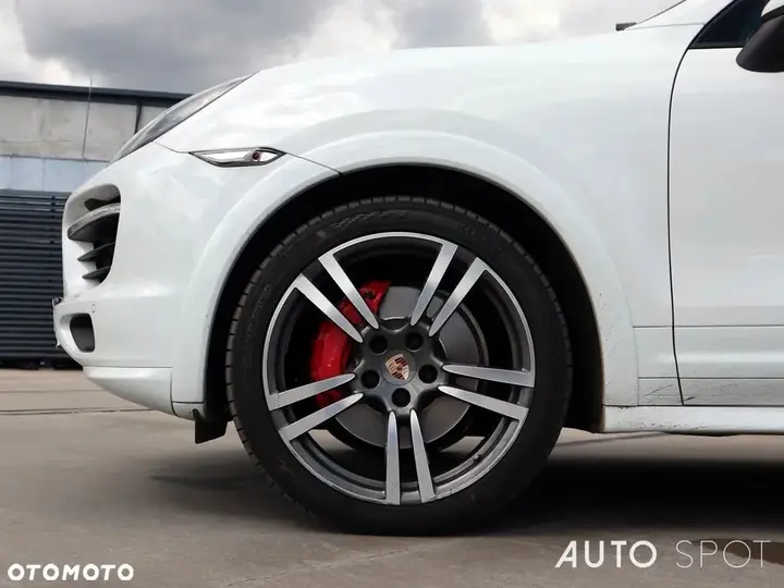 Porsche Cayenne 2013 photo 3