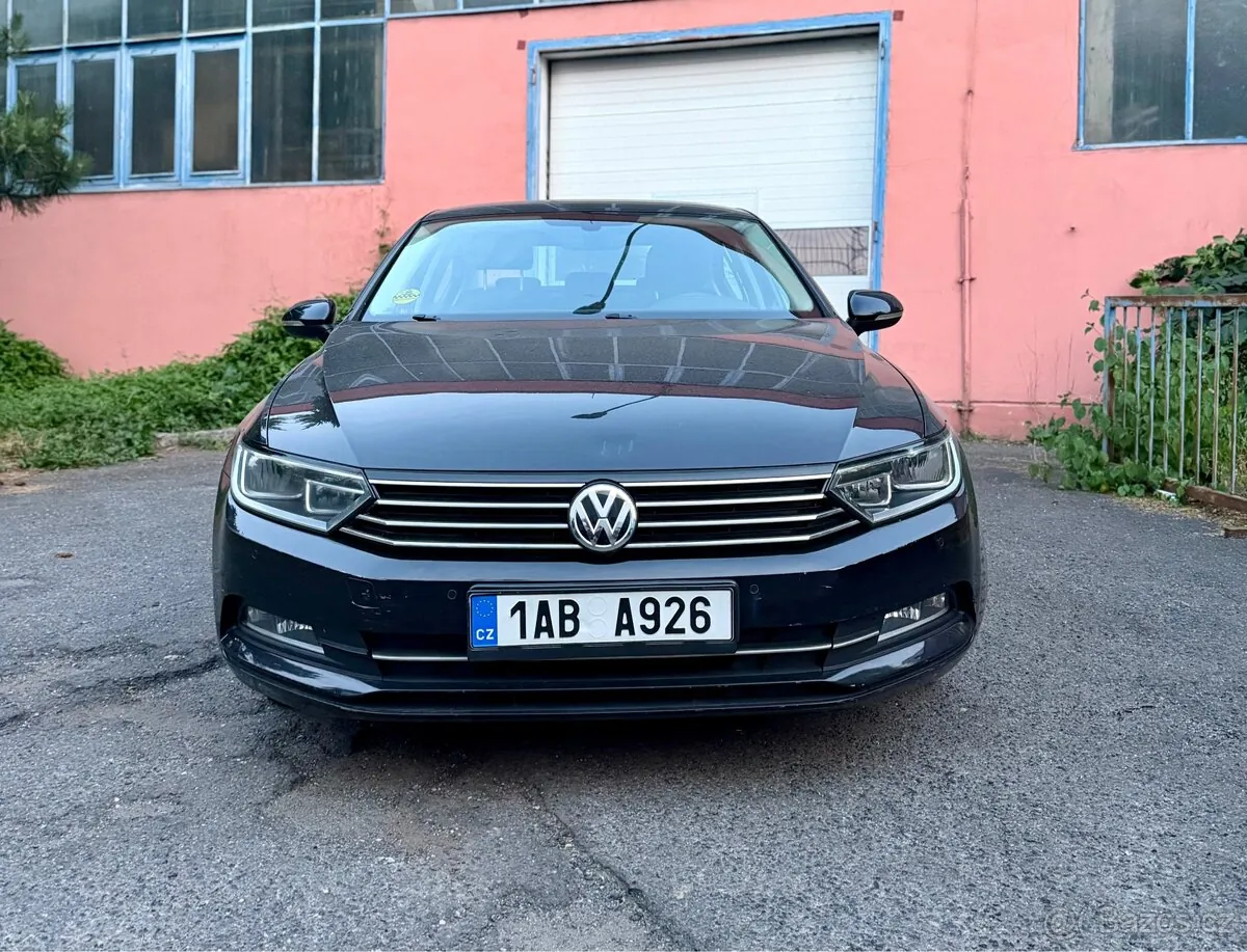 Volkswagen Passat 2018 photo 2