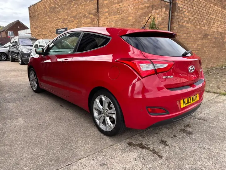 Hyundai I30 2013 photo 3