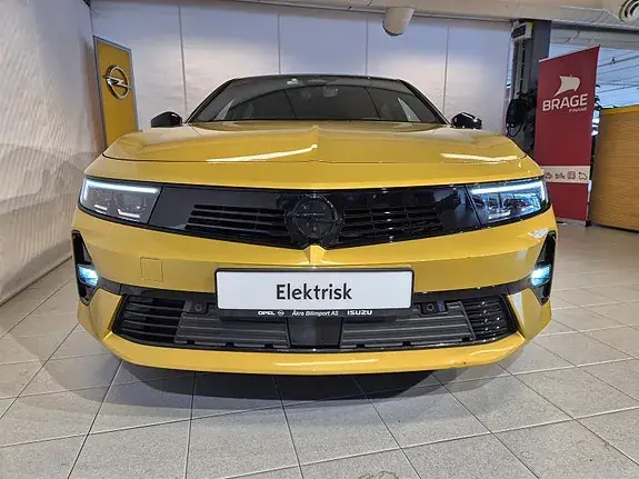 Opel Astra 2024 photo 3