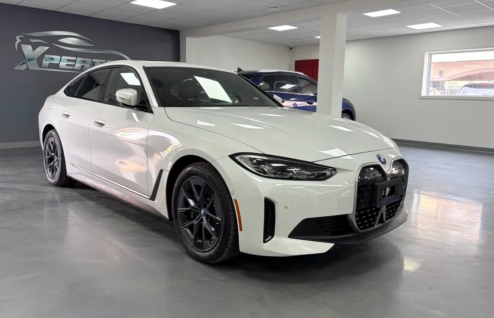 BMW I4 2024 photo 2