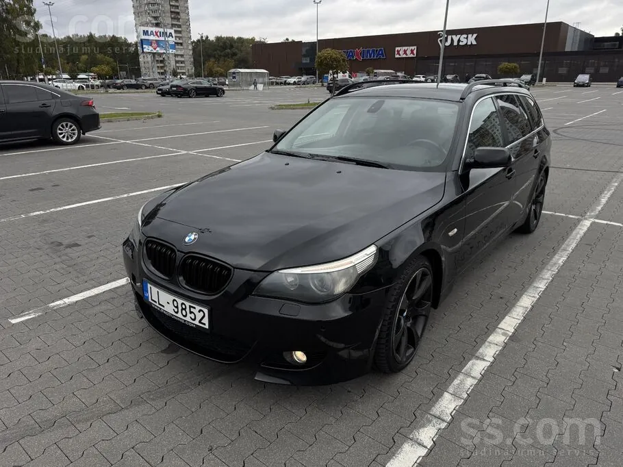 BMW 525