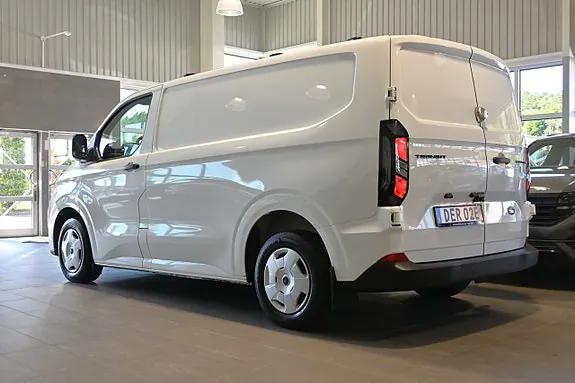 Ford Transit Custom 2024 photo 3
