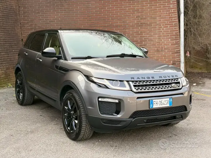 Land Rover Range Rover Evoque 2017 photo 3
