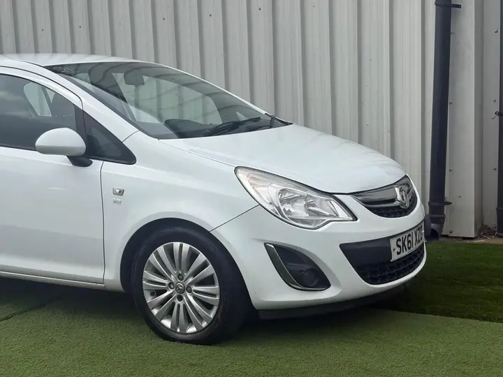Vauxhall Corsa 2011 photo 5