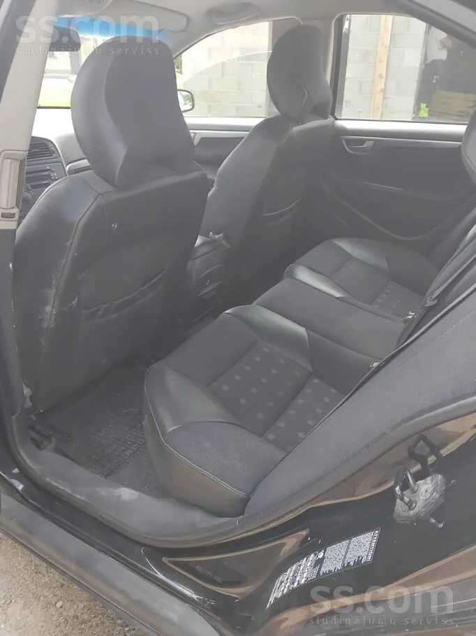 Volvo S60 2003 photo 5