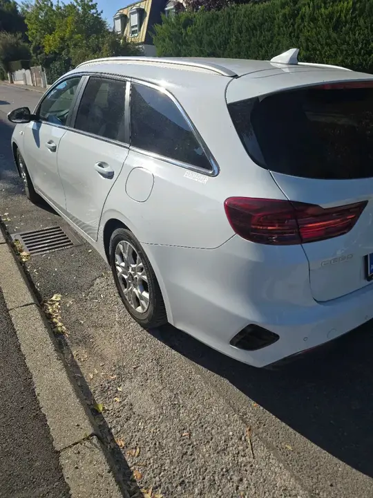 Kia Ceed 2022 photo 2