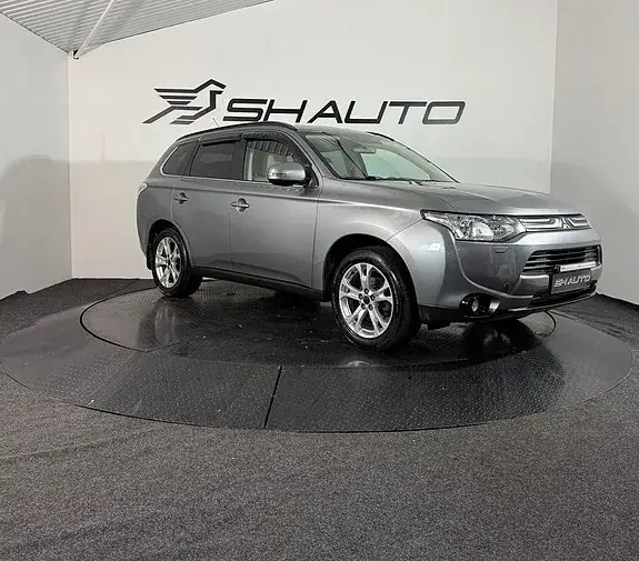 Mitsubishi Outlander 2013 photo 3