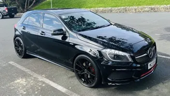 Mercedes-Benz A-Class 2014 photo 2