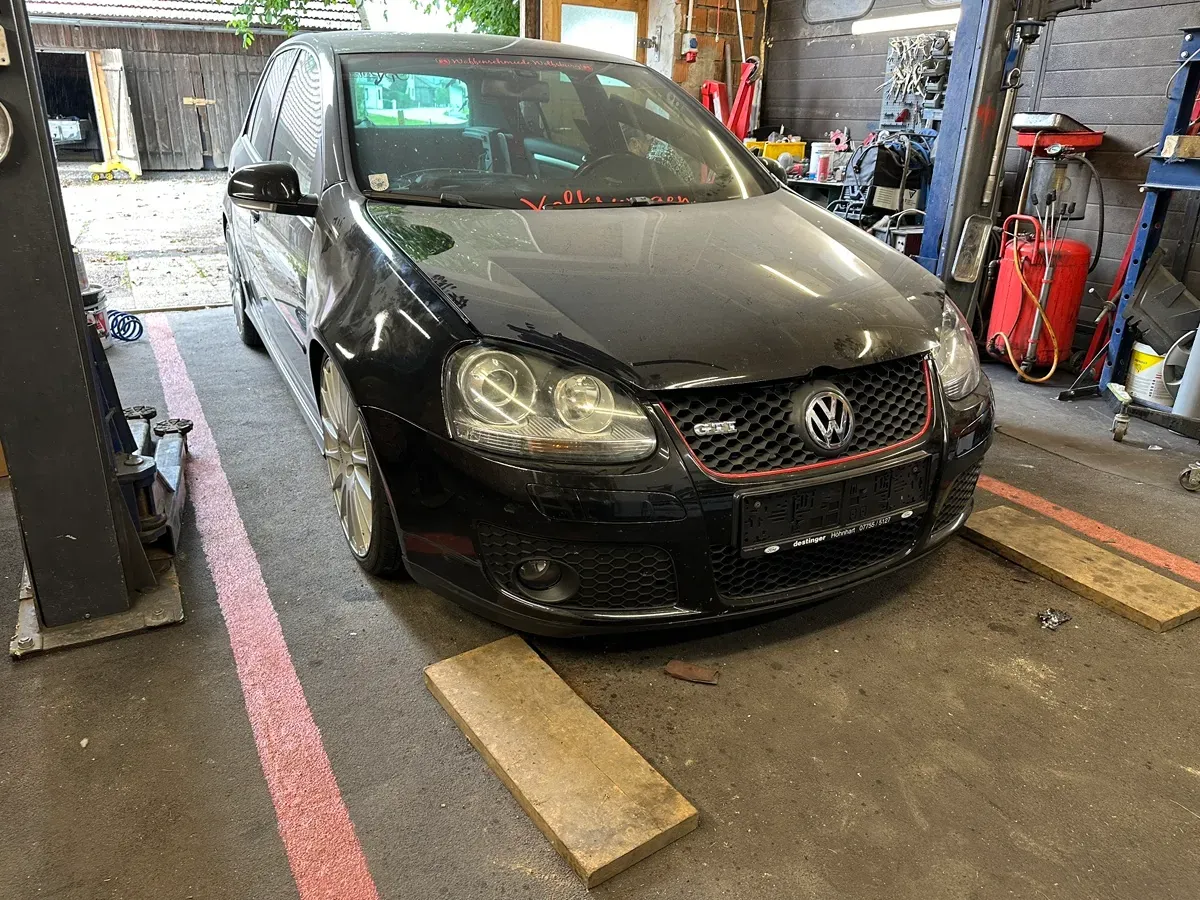 Volkswagen Golf 2007 photo 2