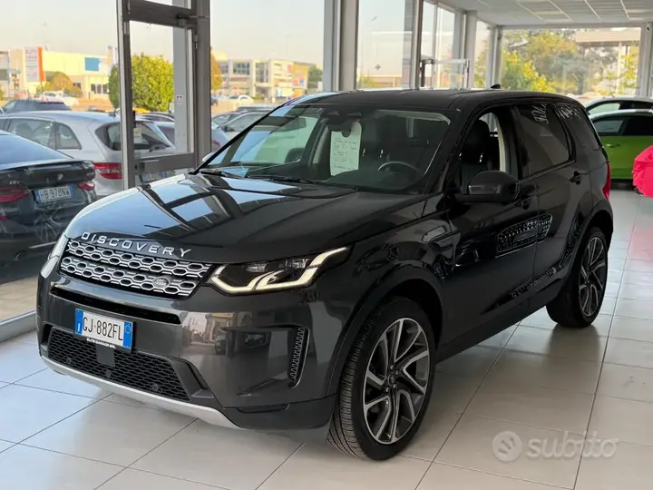 Land Rover Discovery Sport 2022 photo 3