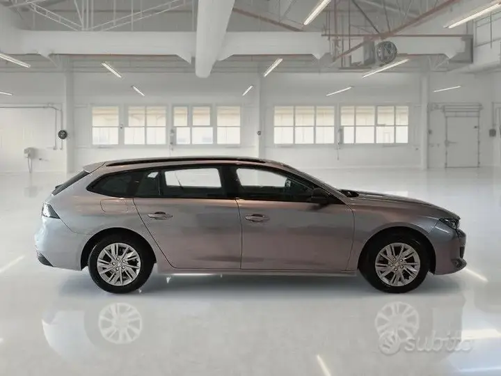 Peugeot 508 2022 photo 3