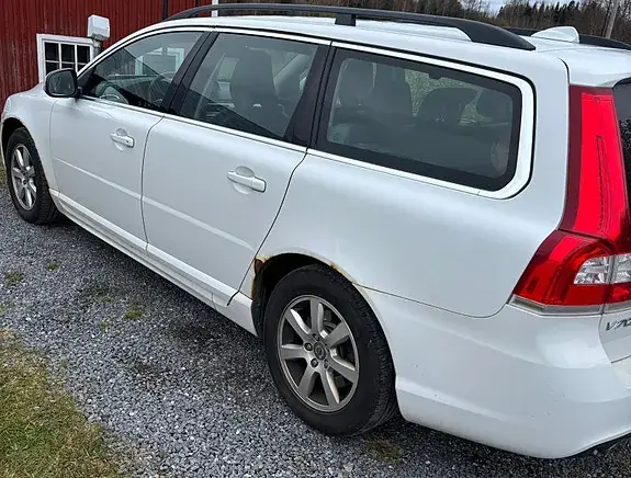 Volvo V70 2014 photo 5