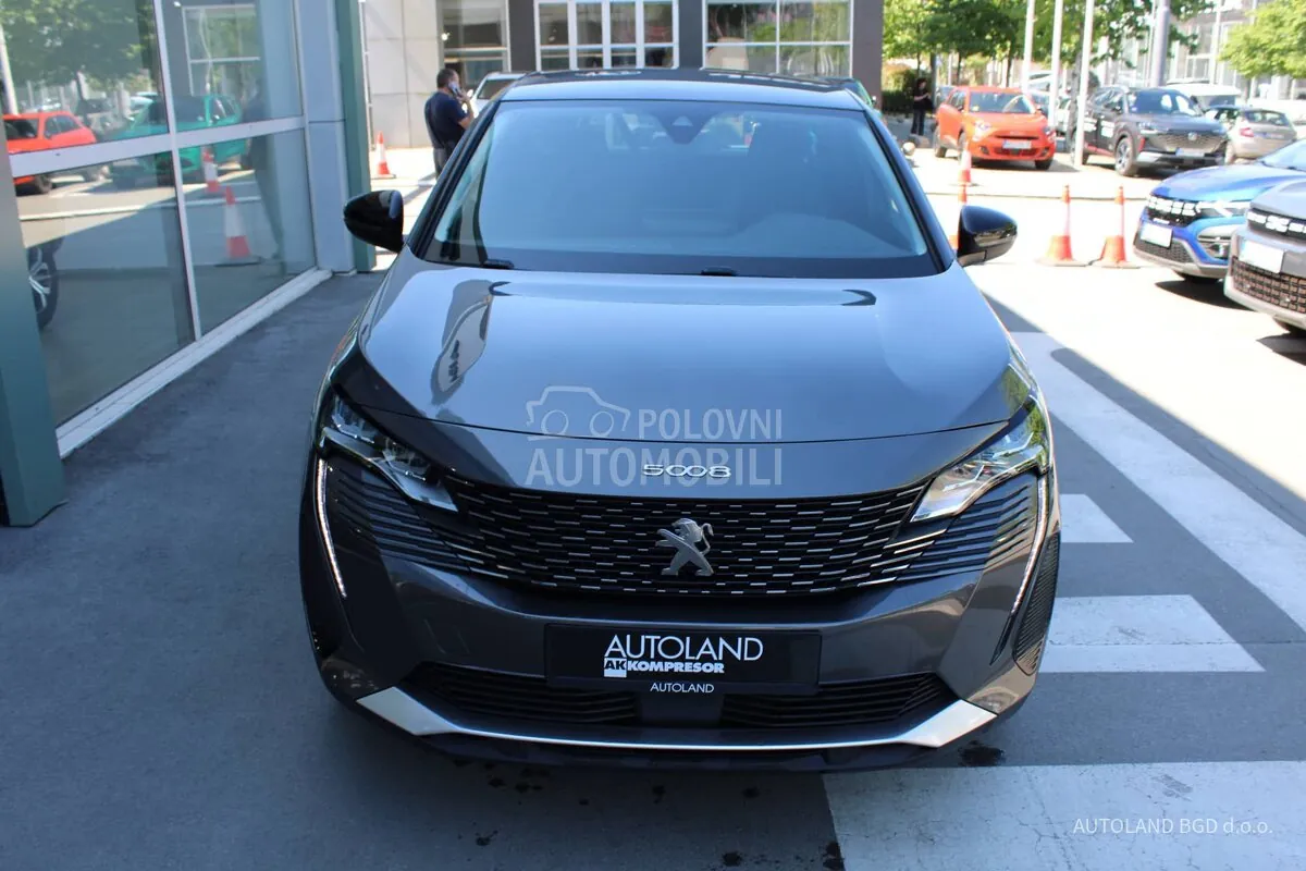 Peugeot 5008 2022 photo 2