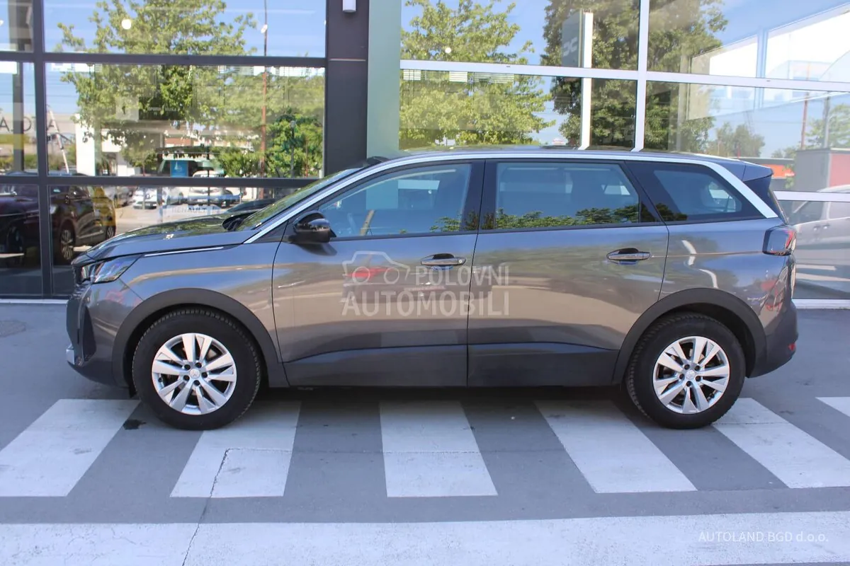 Peugeot 5008 2022 photo 4